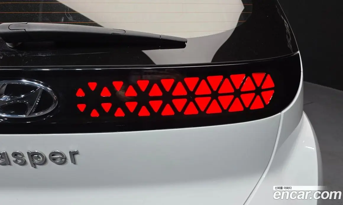 Hyundai Casper 2022 1.0 автомат (гидро), фото 9