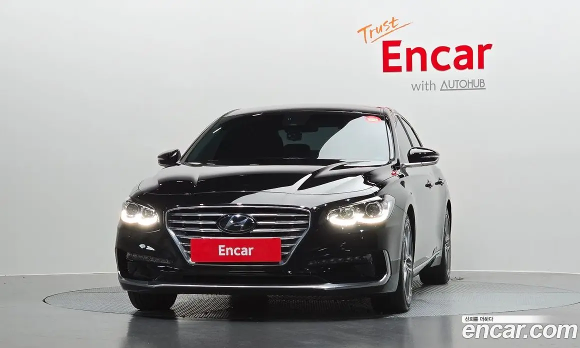 Hyundai Grandeur 2018 2.4 автомат (гидро), фото 3 Hyundai Grandeur 2018 2.4 автомат (гидро), фото 3