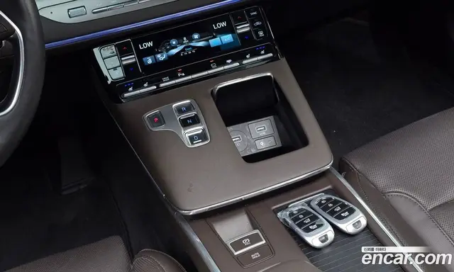 Hyundai Grandeur 2020 2.5 автомат (гидро), миниатюра 12