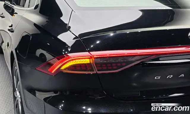 Hyundai Grandeur 2020 2.5 автомат (гидро), миниатюра 9 Hyundai Grandeur 2020 2.5 автомат (гидро), миниатюра 9