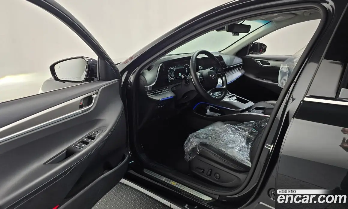 Hyundai Grandeur 2021 2.5 автомат (гидро), фото 13