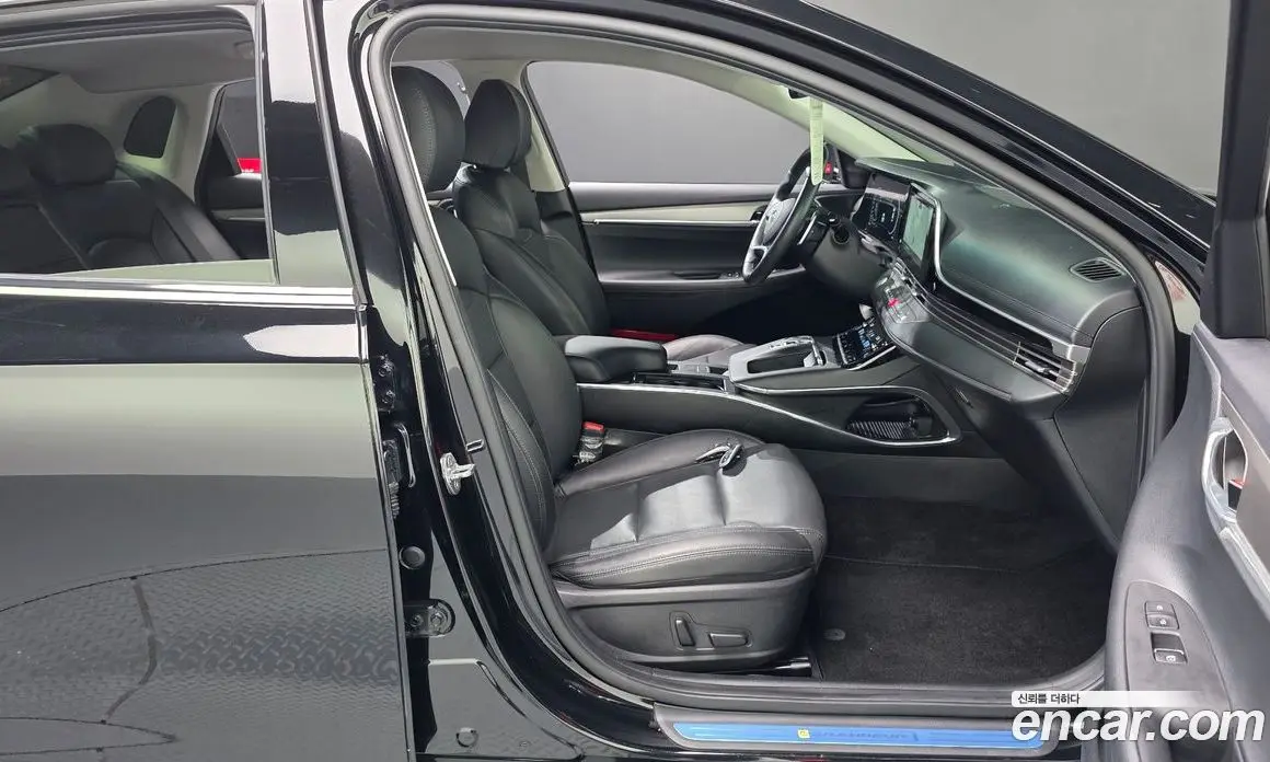 Hyundai Grandeur 2022 2.5 автомат (гидро), фото 16