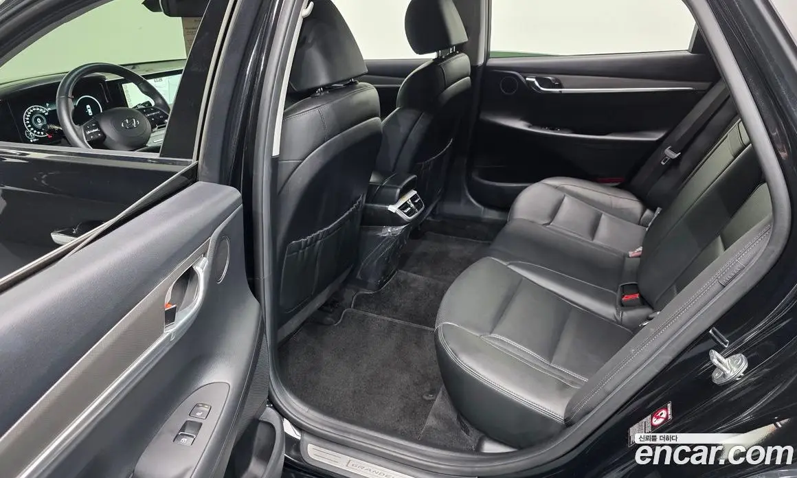 Hyundai Grandeur 2022 2.5 автомат (гидро), фото 18