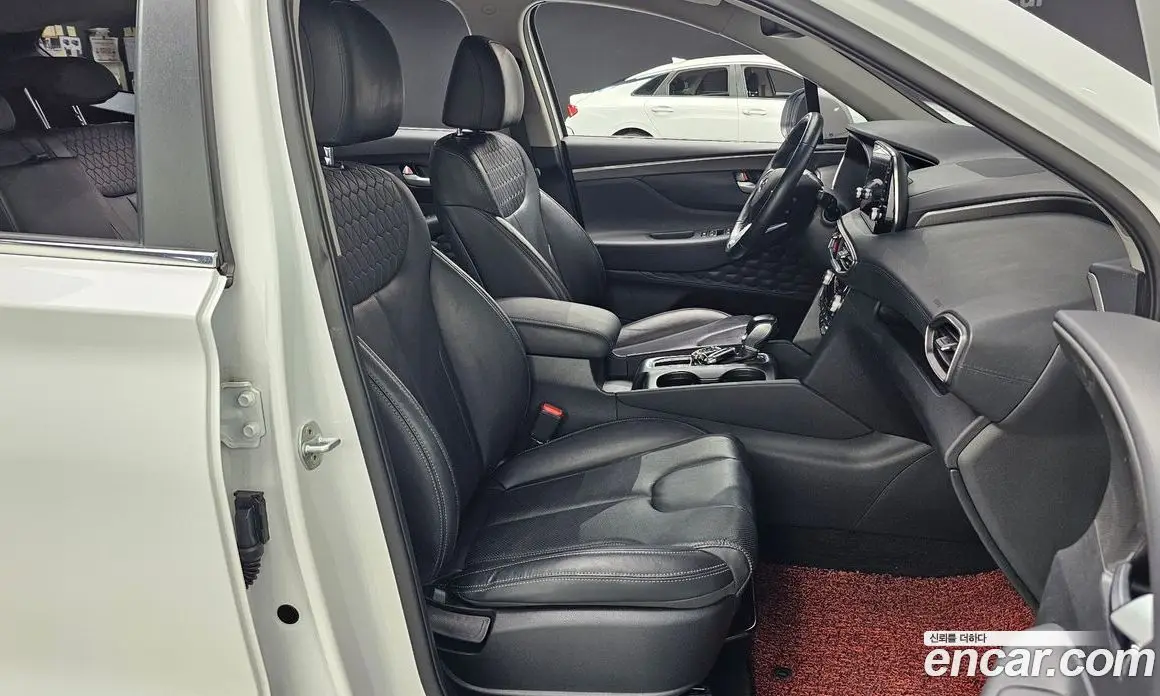 Hyundai Santa Fe 2019 2.0 автомат (гидро), фото 16 Hyundai Santa Fe 2019 2.0 автомат (гидро), фото 16