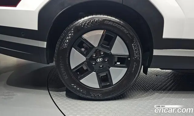 Hyundai Santa Fe 2025 1.6 автомат (гидро), миниатюра 4 Hyundai Santa Fe 2025 1.6 автомат (гидро), миниатюра 4
