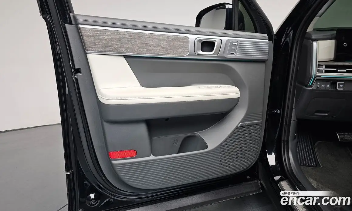 Hyundai Santa Fe 2025 2.5 автомат (гидро), фото 13