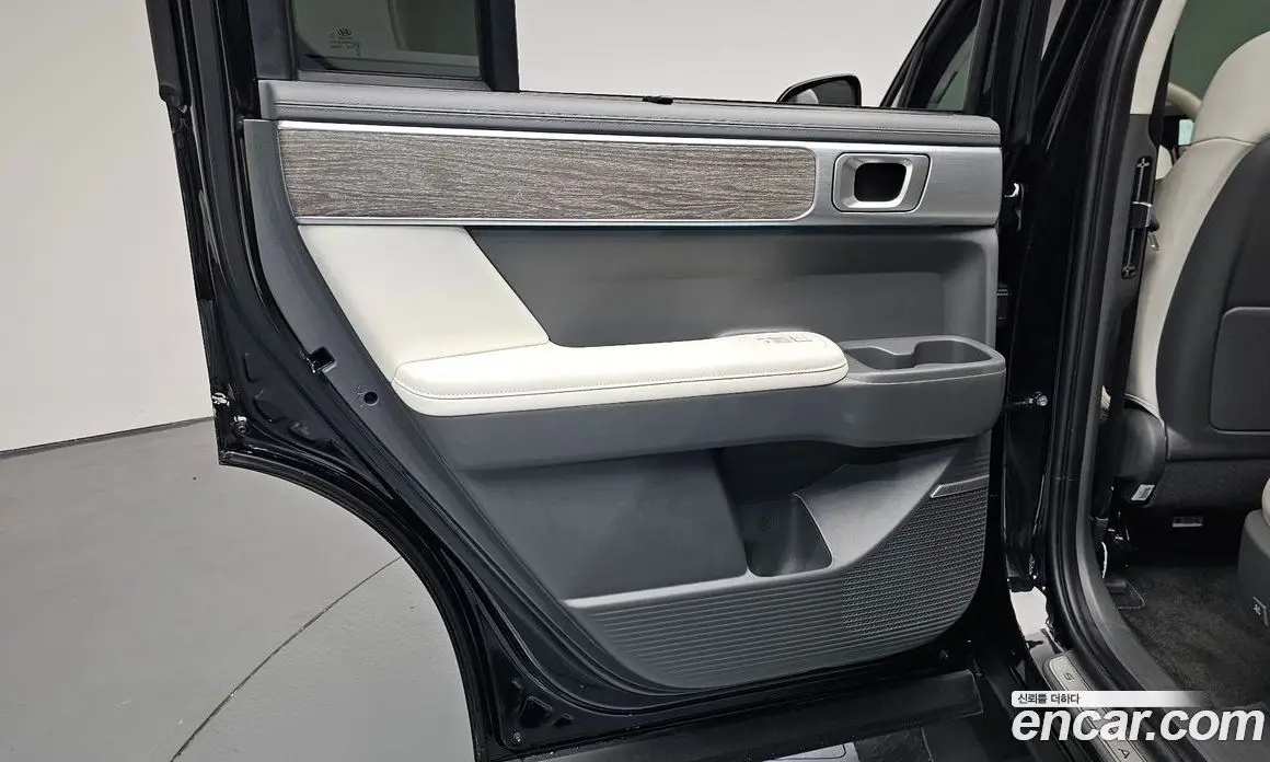 Hyundai Santa Fe 2025 2.5 автомат (гидро), фото 14