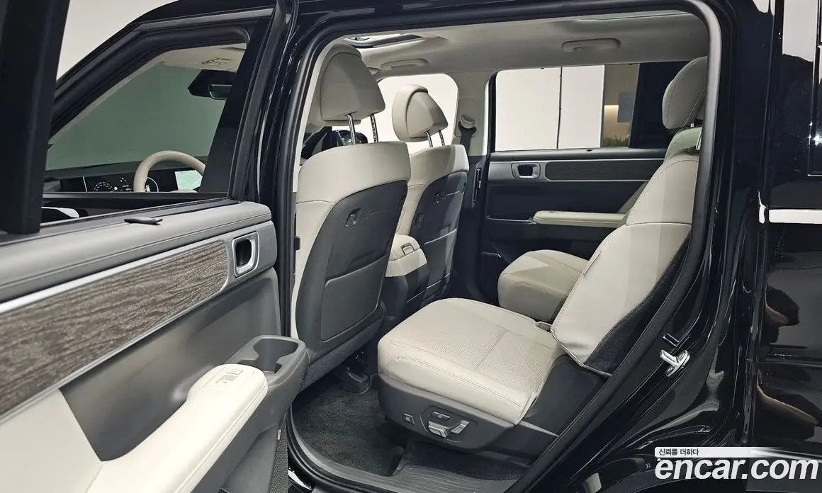 Hyundai Santa Fe 2025 2.5 автомат (гидро), фото 16