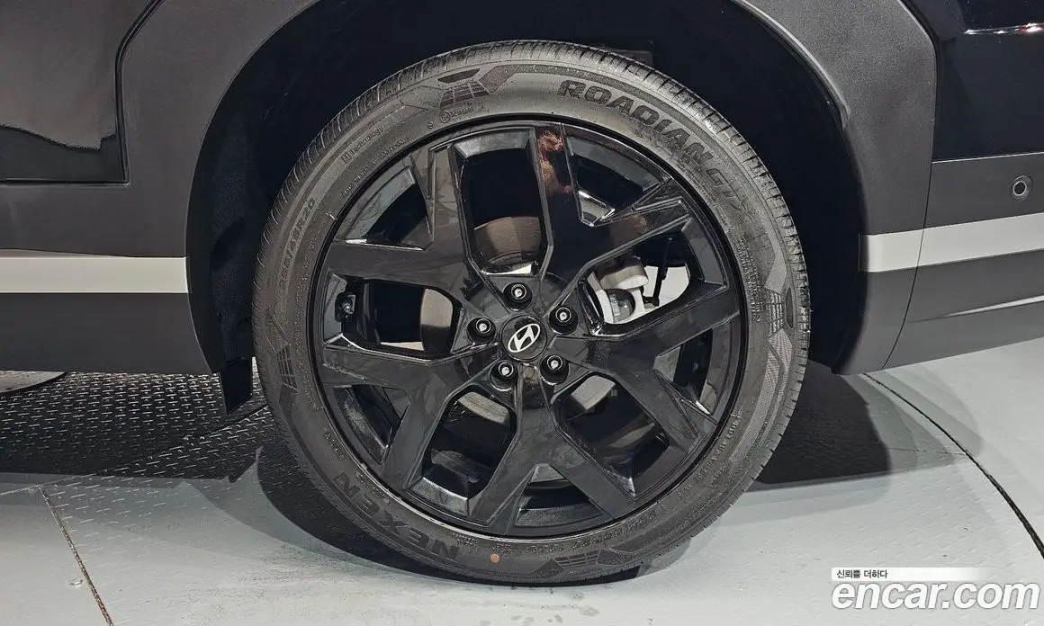 Hyundai Santa Fe 2025 2.5 автомат (гидро), фото 6