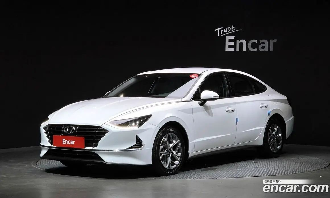 Hyundai Sonata 2020 2.5 автомат (гидро), фото 1 Hyundai Sonata 2020 2.5 автомат (гидро), фото 1