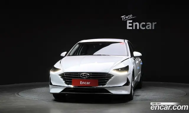 Hyundai Sonata 2020 2.5 автомат (гидро), миниатюра 3 Hyundai Sonata 2020 2.5 автомат (гидро), миниатюра 3