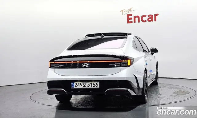 Hyundai Sonata 2023 2.0 автомат (гидро), миниатюра 4
