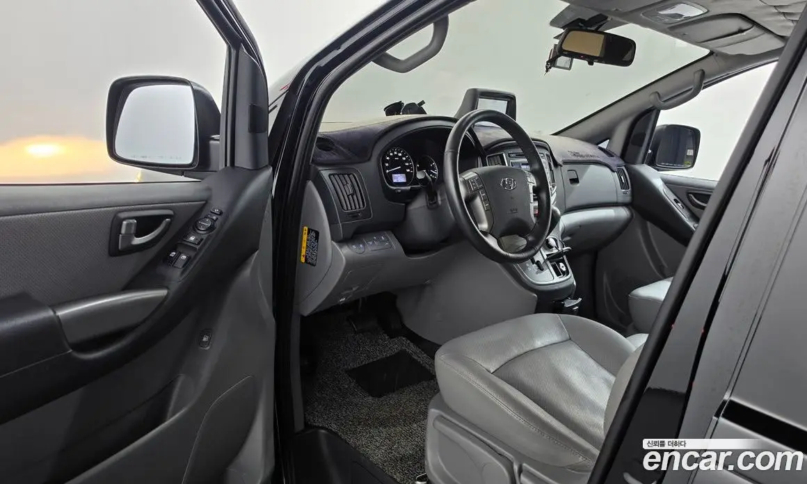 Hyundai Starex 2020 2.5 автомат (гидро), фото 13
