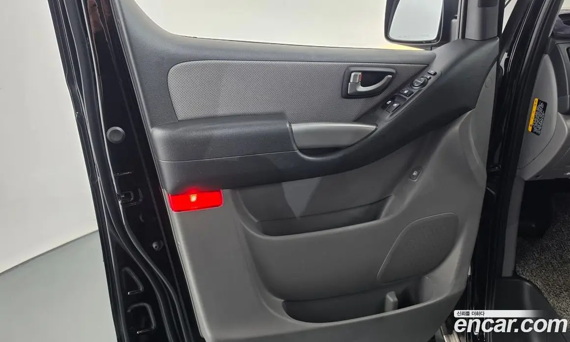 Hyundai Starex 2020 2.5 автомат (гидро), фото 15