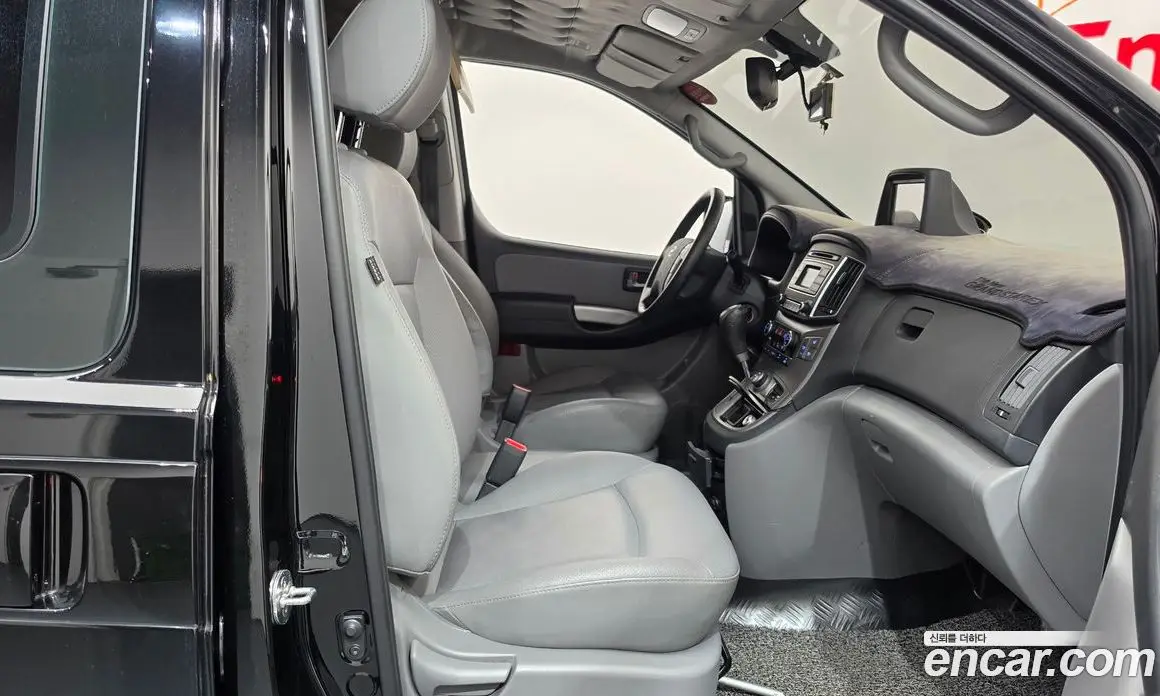 Hyundai Starex 2020 2.5 автомат (гидро), фото 16