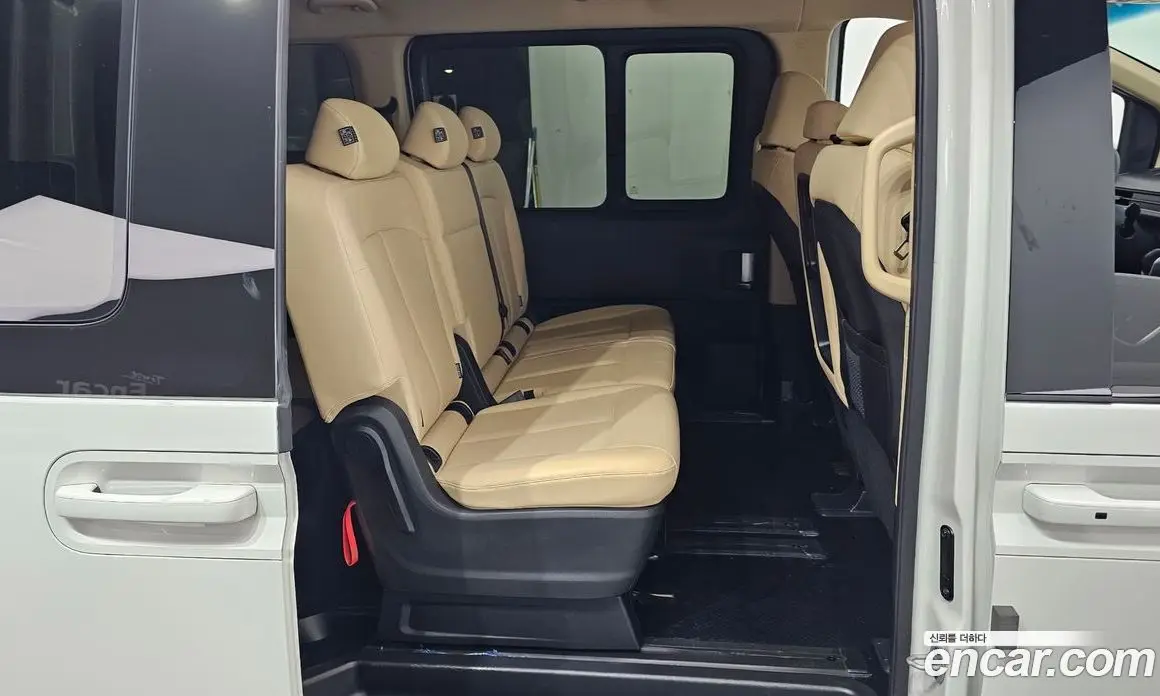 Hyundai Staria 2023 2.2 автомат (гидро), фото 17 Hyundai Staria 2023 2.2 автомат (гидро), фото 17