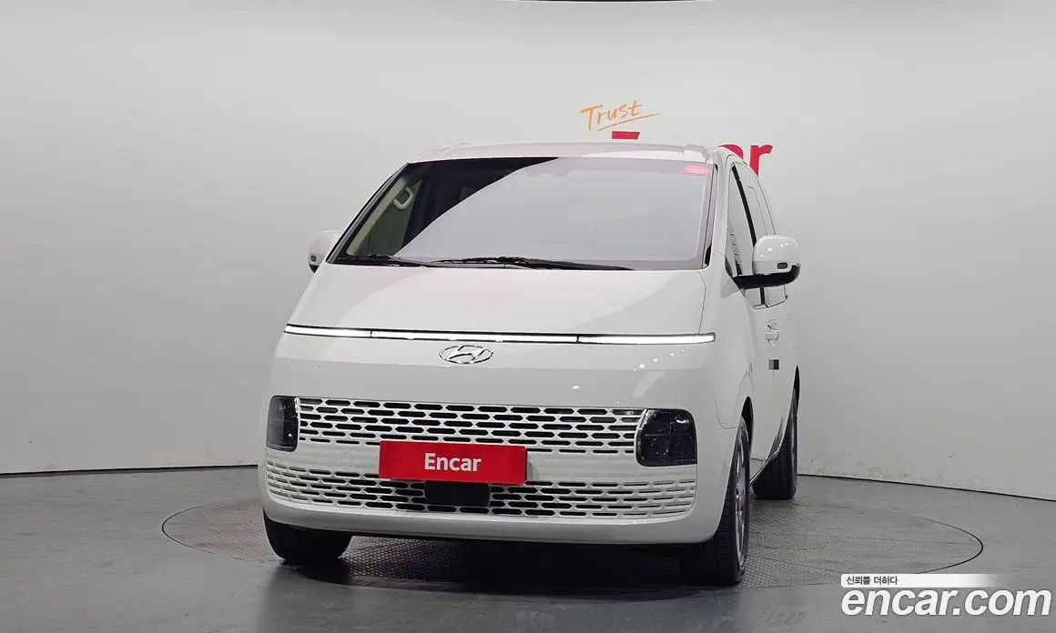 Hyundai Staria 2023 2.2 автомат (гидро), фото 3 Hyundai Staria 2023 2.2 автомат (гидро), фото 3