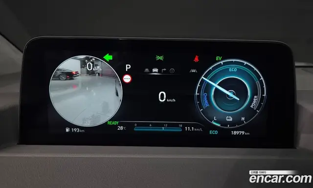 Hyundai Staria 2024 1.6 автомат (гидро), миниатюра 11