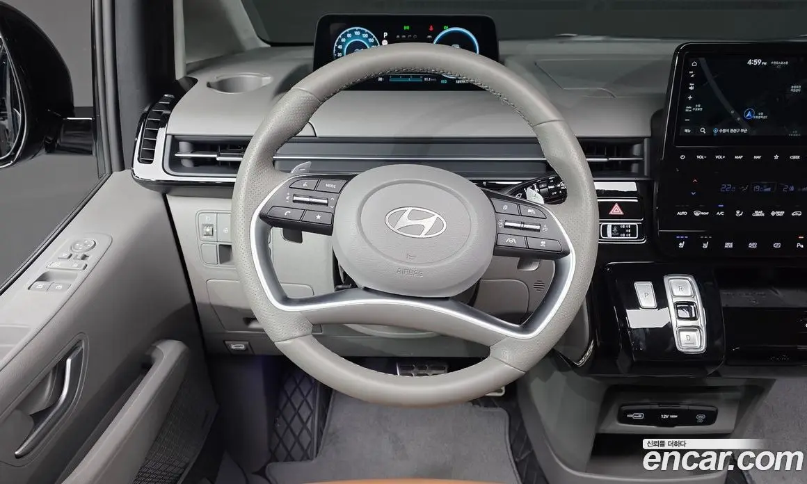 Hyundai Staria 2024 1.6 автомат (гидро), фото 19