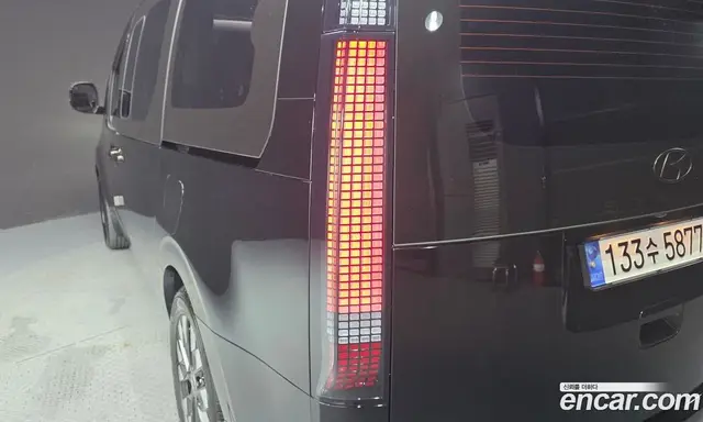Hyundai Staria 2024 1.6 автомат (гидро), миниатюра 9
