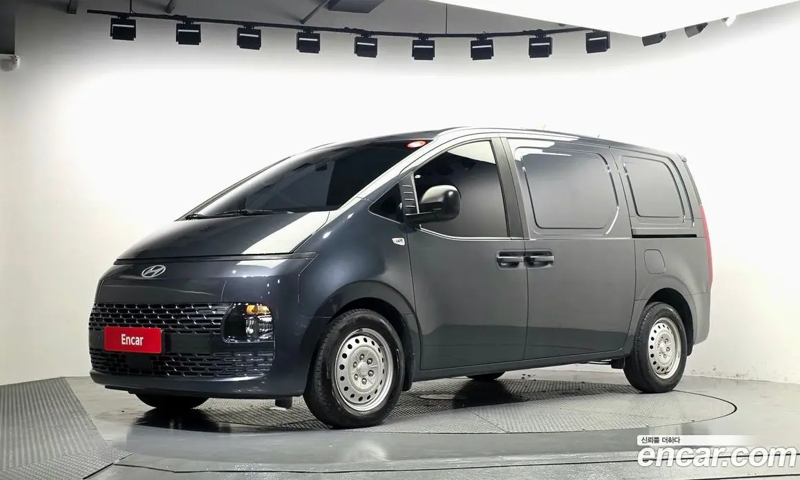 Hyundai Staria 2024 2.2 автомат (гидро), фото 1 Hyundai Staria 2024 2.2 автомат (гидро), фото 1