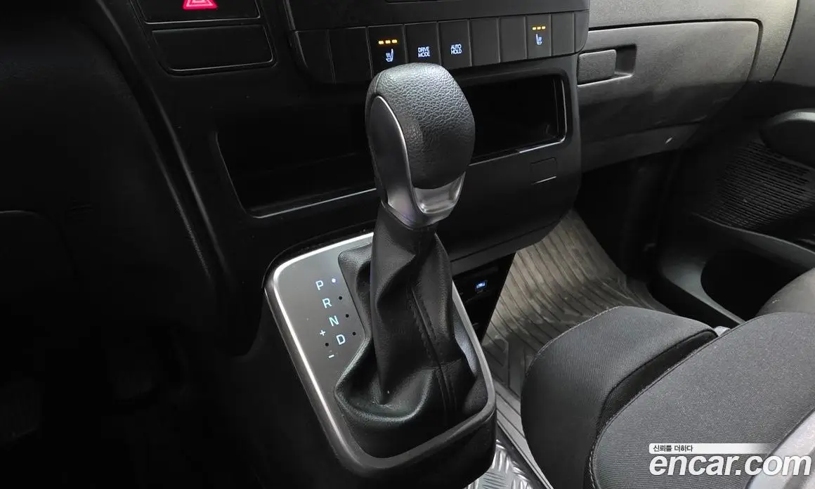 Hyundai Staria 2024 2.2 автомат (гидро), фото 12 Hyundai Staria 2024 2.2 автомат (гидро), фото 12