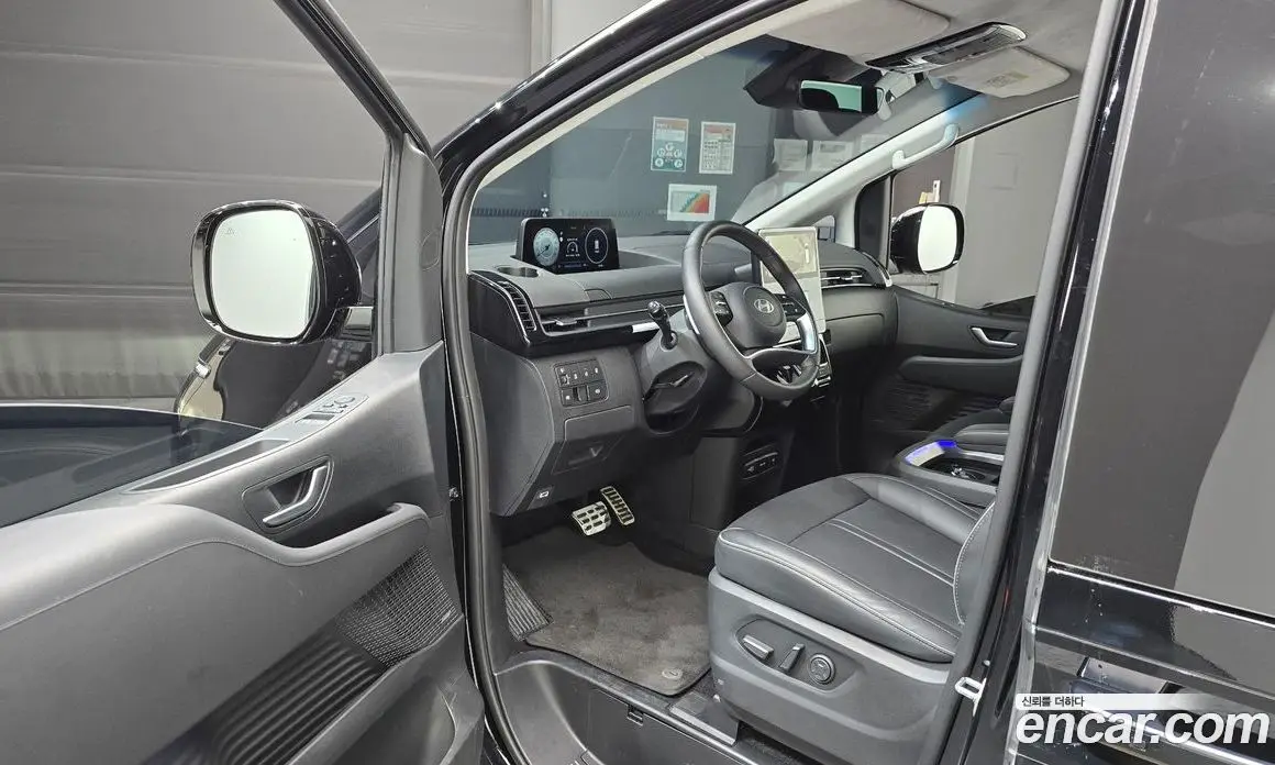 Hyundai Staria 2025 2.2 автомат (гидро), фото 13 Hyundai Staria 2025 2.2 автомат (гидро), фото 13