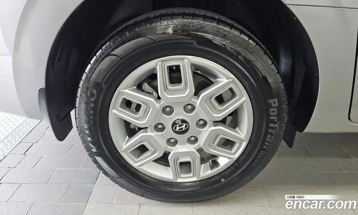 Hyundai Staria 2025 1.6 автомат (гидро), фото 5 Hyundai Staria 2025 1.6 автомат (гидро), фото 5
