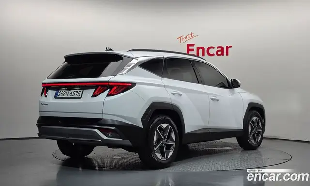 Hyundai Tucson 2025 1.6 автомат (гидро), миниатюра 2 Hyundai Tucson 2025 1.6 автомат (гидро), миниатюра 2