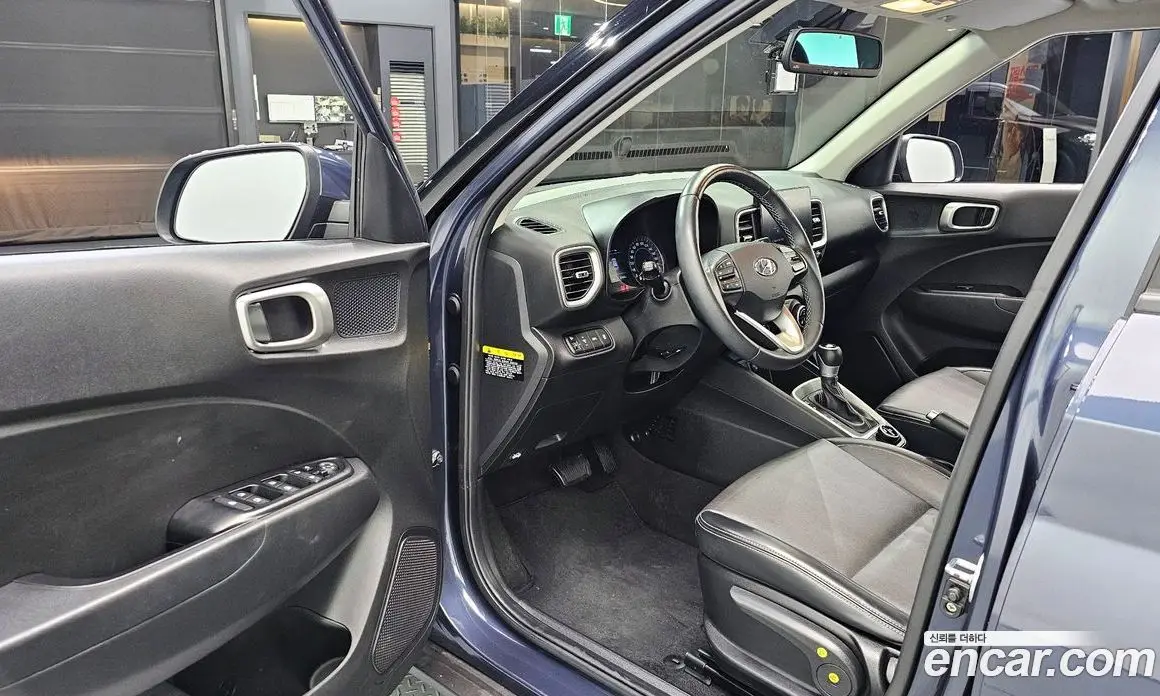 Hyundai Venue 2019 1.6 автомат (гидро), фото 13
