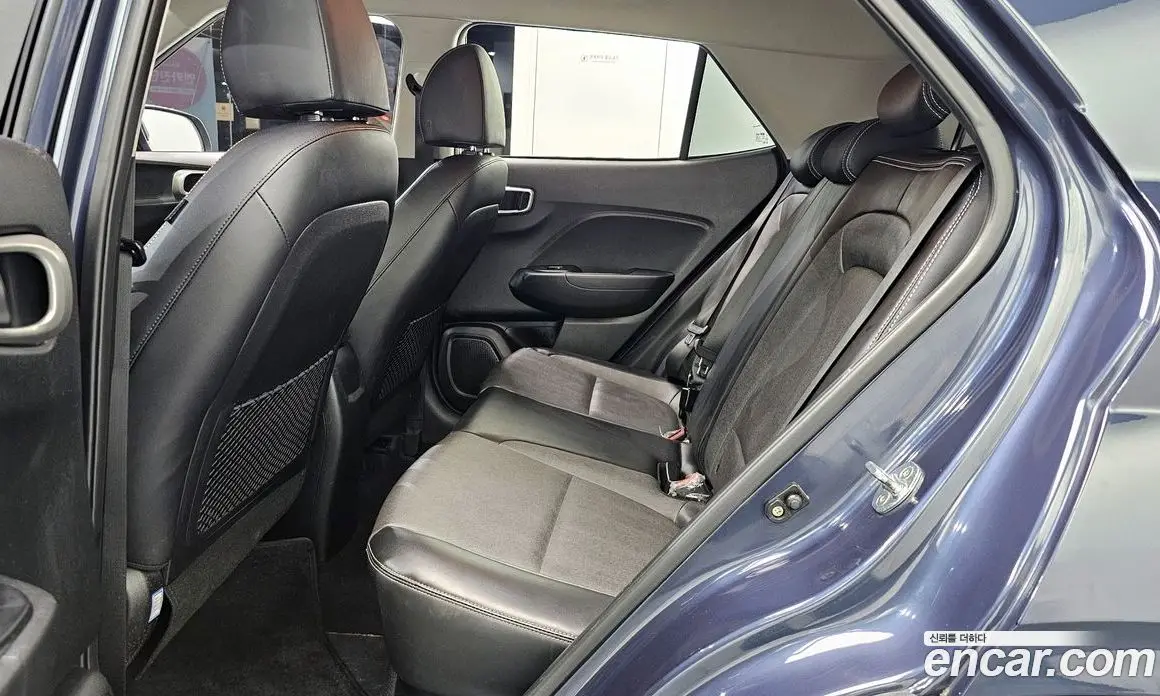 Hyundai Venue 2019 1.6 автомат (гидро), фото 18