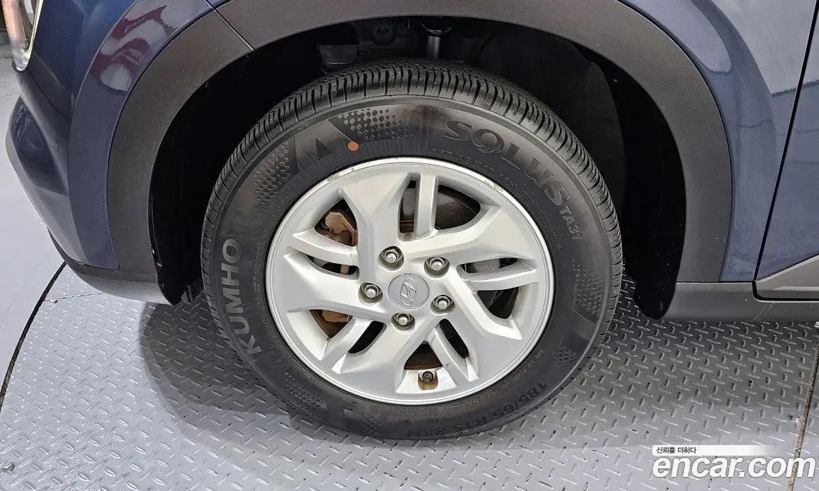 Hyundai Venue 2019 1.6 автомат (гидро), фото 5
