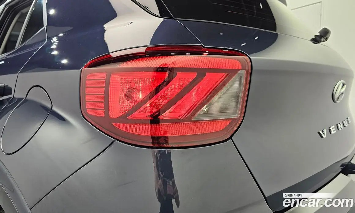 Hyundai Venue 2019 1.6 автомат (гидро), фото 9