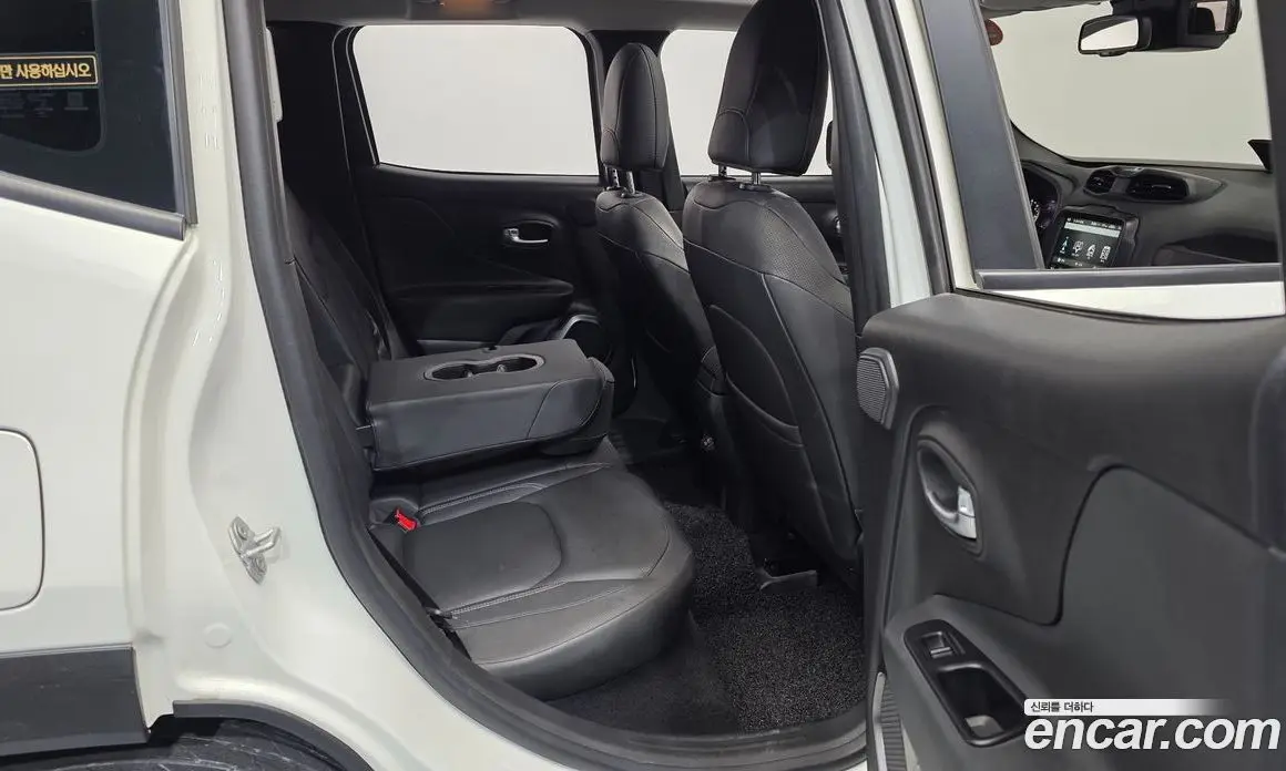 Jeep Renegade 2018 2.0 автомат (гидро), фото 18 Jeep Renegade 2018 2.0 автомат (гидро), фото 18