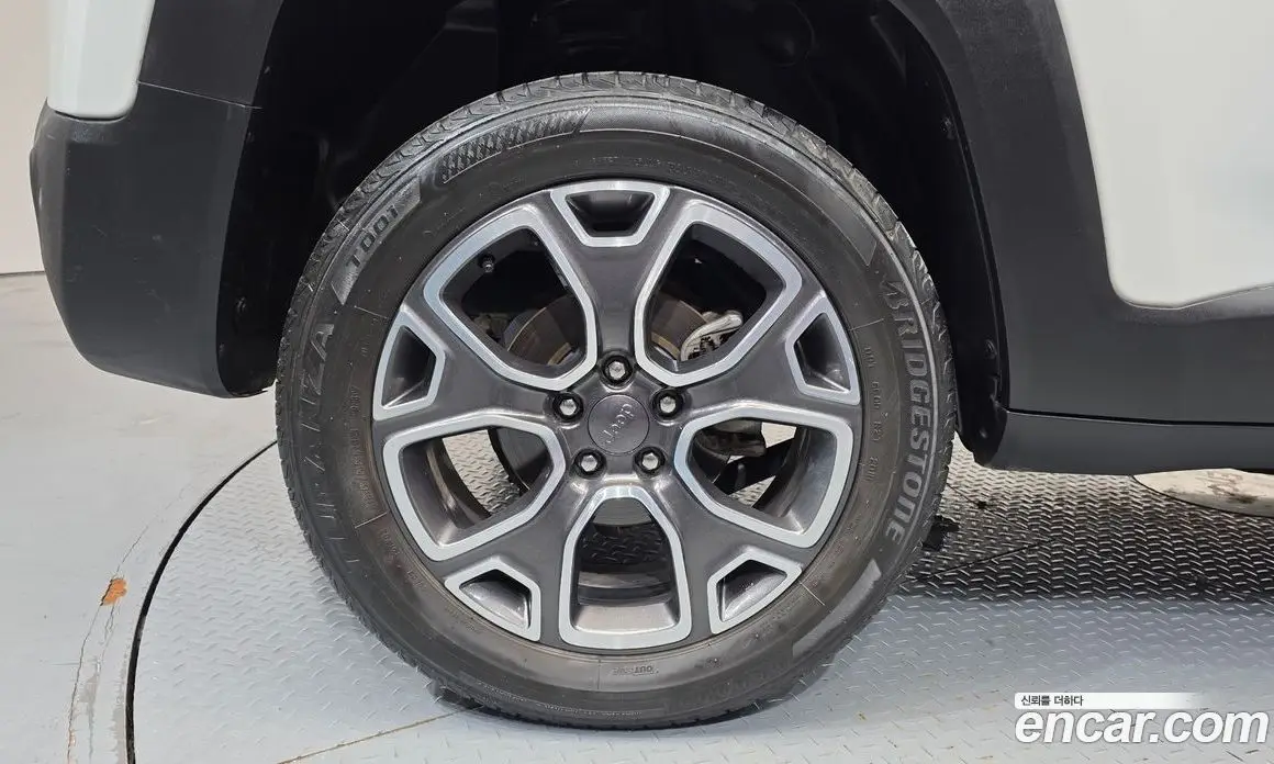Jeep Renegade 2018 2.0 автомат (гидро), фото 7 Jeep Renegade 2018 2.0 автомат (гидро), фото 7