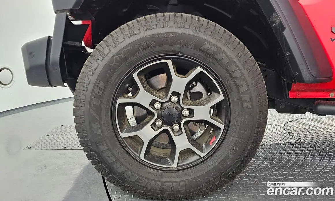 Jeep Wrangler 2018 2.0 автомат (гидро), фото 5 Jeep Wrangler 2018 2.0 автомат (гидро), фото 5