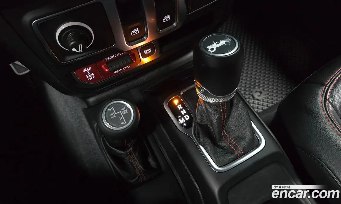 Jeep Wrangler 2020 2.0 автомат (гидро), фото 12 Jeep Wrangler 2020 2.0 автомат (гидро), фото 12