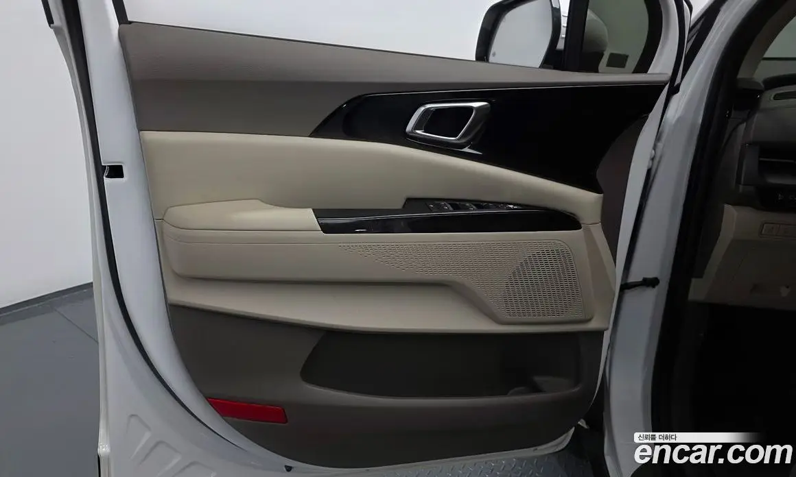 Kia Carnival 2021 2.2 автомат (гидро), фото 14 Kia Carnival 2021 2.2 автомат (гидро), фото 14