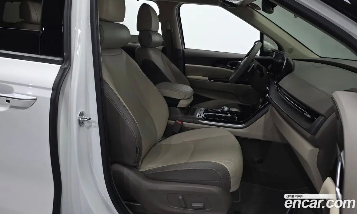 Kia Carnival 2021 2.2 автомат (гидро), фото 17 Kia Carnival 2021 2.2 автомат (гидро), фото 17