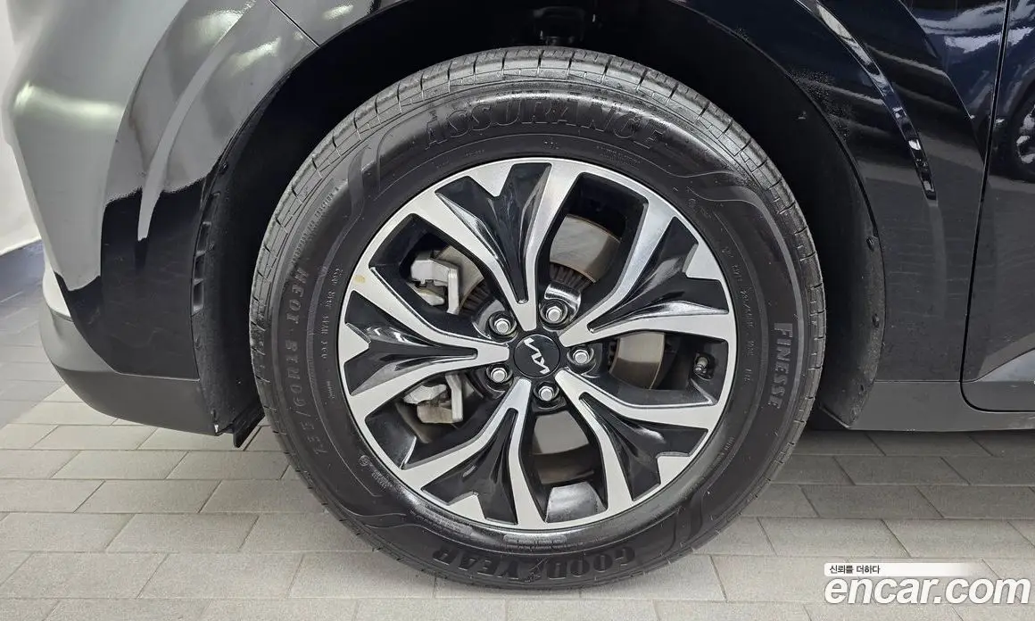 Kia Carnival 2022 3.5 автомат (гидро), фото 5 Kia Carnival 2022 3.5 автомат (гидро), фото 5