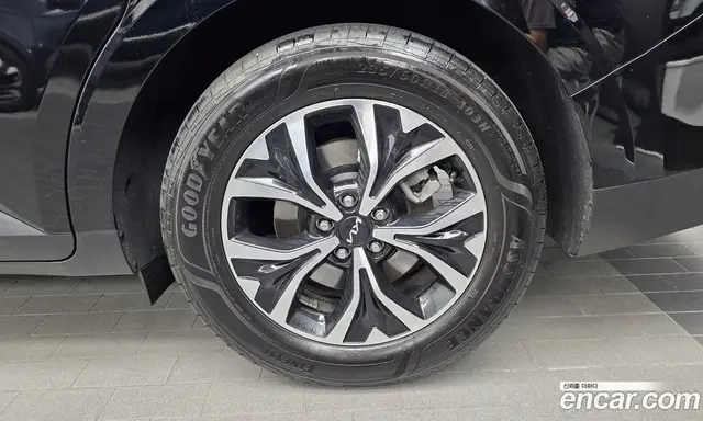 Kia Carnival 2022 3.5 автомат (гидро), миниатюра 7 Kia Carnival 2022 3.5 автомат (гидро), миниатюра 7