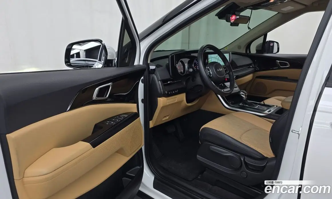 Kia Carnival 2023 2.2 автомат (гидро), фото 13