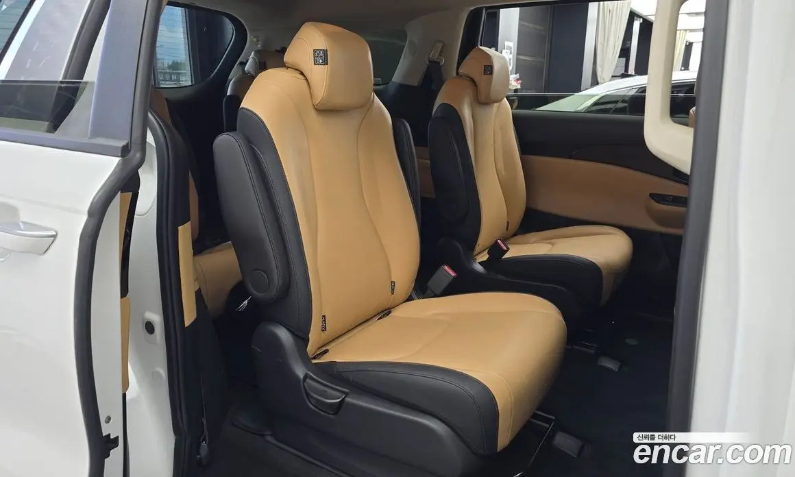 Kia Carnival 2023 2.2 автомат (гидро), фото 17