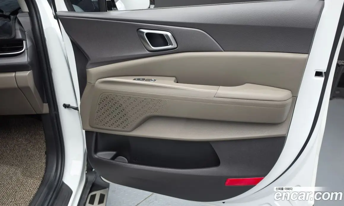 Kia Carnival 2025 1.6 автомат (гидро), фото 15 Kia Carnival 2025 1.6 автомат (гидро), фото 15
