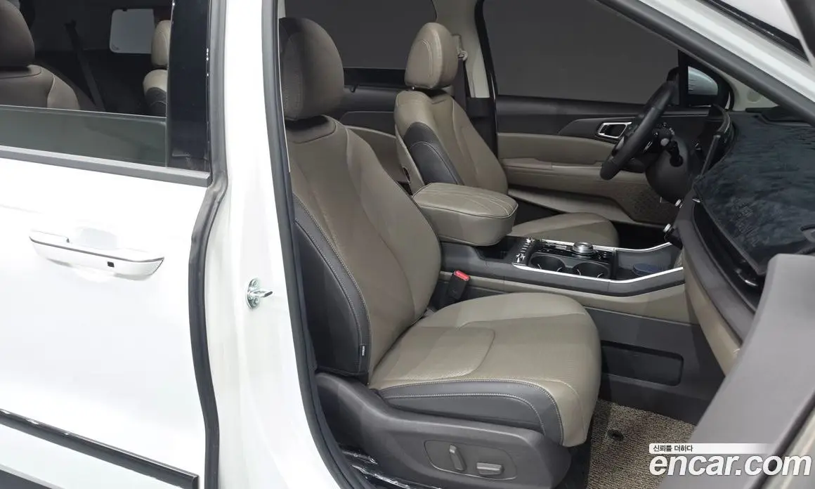 Kia Carnival 2025 1.6 автомат (гидро), фото 16 Kia Carnival 2025 1.6 автомат (гидро), фото 16