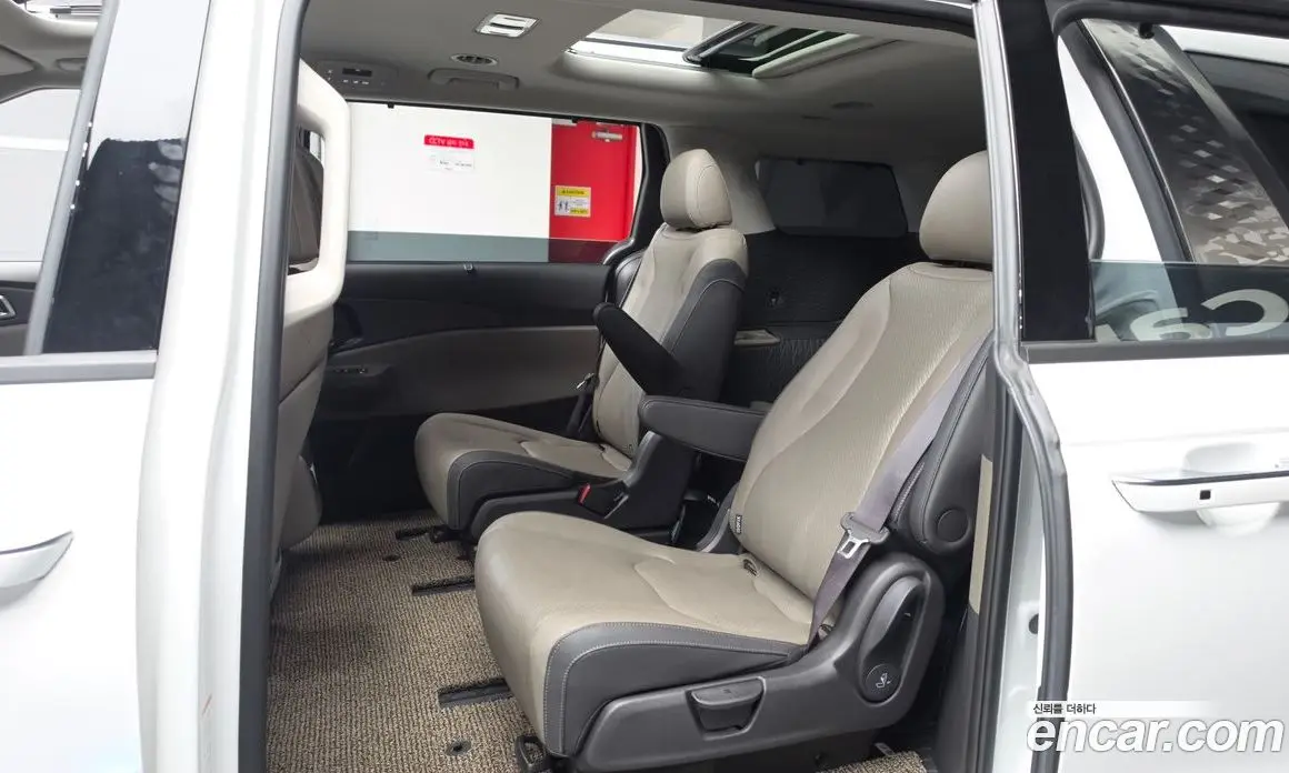Kia Carnival 2025 1.6 автомат (гидро), фото 18 Kia Carnival 2025 1.6 автомат (гидро), фото 18