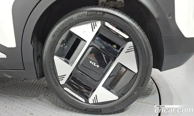 Kia EV3 2024 0.2 автомат (гидро), миниатюра 6 Kia EV3 2024 0.2 автомат (гидро), миниатюра 6