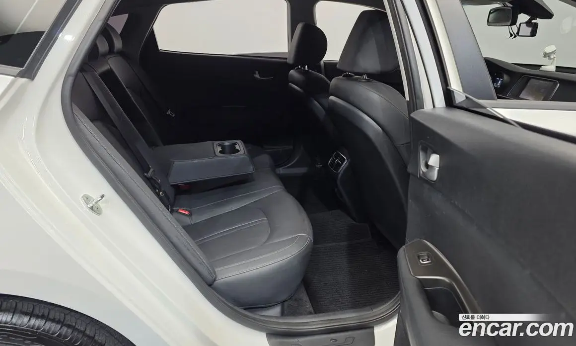 Kia K5 (Optima) 2019 2.0 автомат (гидро), фото 18