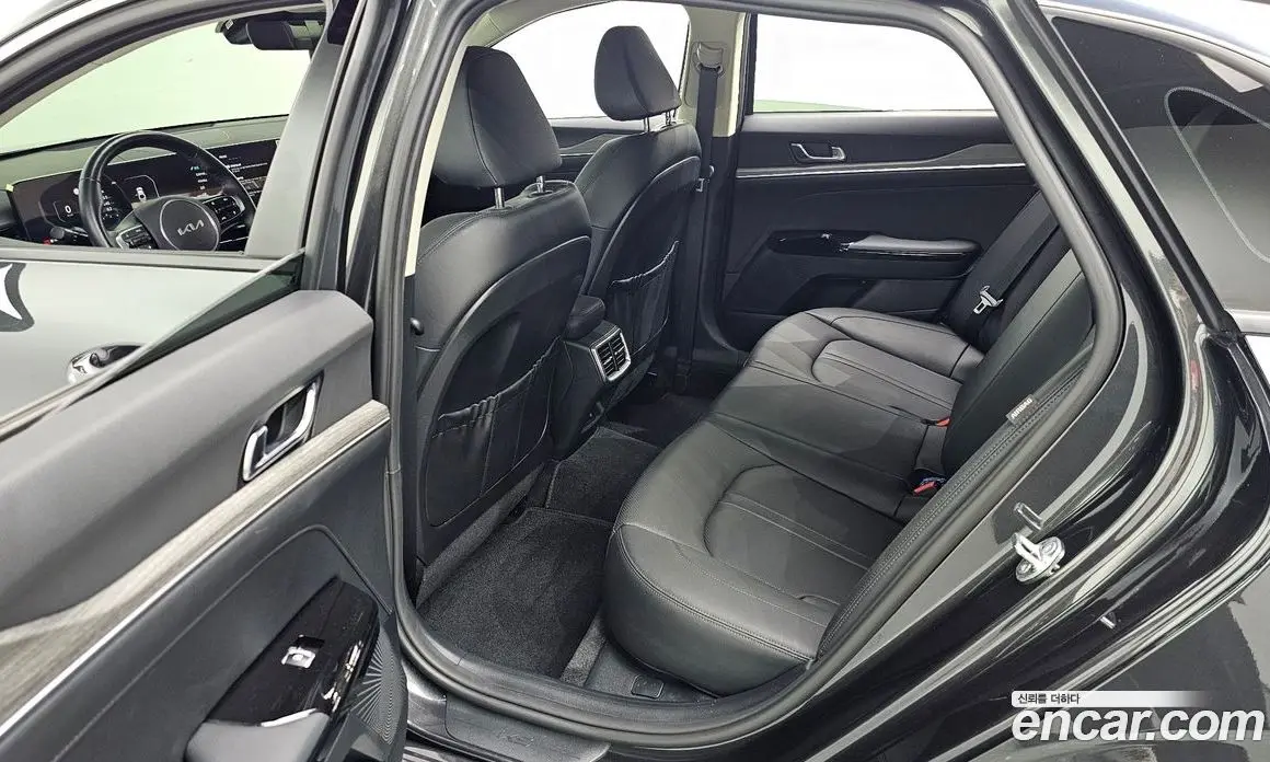 Kia K5 (Optima) 2024 2.0 автомат (гидро), фото 17 Kia K5 (Optima) 2024 2.0 автомат (гидро), фото 17