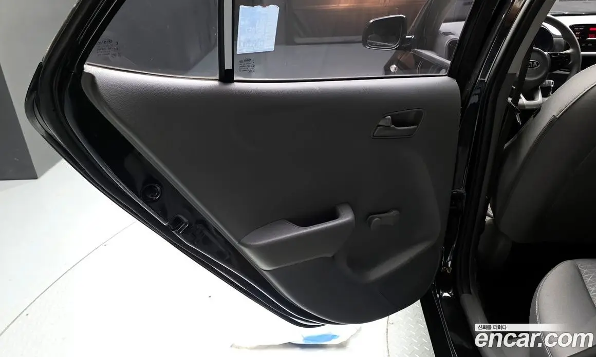 Kia Morning 2017 1.0 автомат (гидро), фото 15 Kia Morning 2017 1.0 автомат (гидро), фото 15